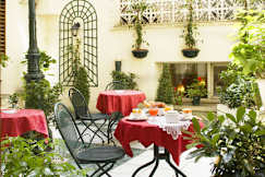 Timhotel St Georges - Paris, France - 