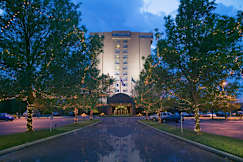 Crowne Plaza Minneapolis North - Brooklyn Center, Minnesota - 