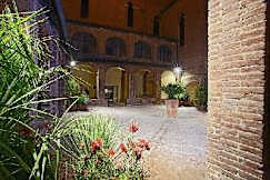 Il Chiostro del Carmine - Siena, Italy - 