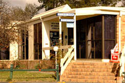 Best Western Sundown Village Motor Inn - Narrabundah, Australia - 