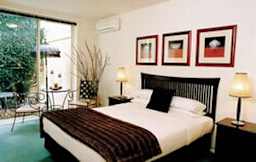 Knightsbridge Apartments - East Melbourne, Australia - 