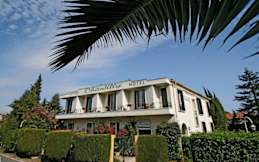 Hotel Le Chantilly - Cagnes-sur-Mer, France - Exterior view
