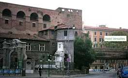 Hotel Versailles - Rome, Italy - 