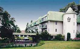 Oxford Castle Inn - Victoria, Canada - 