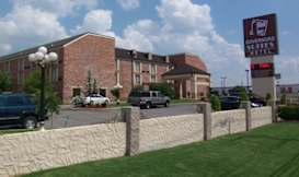 Governors Suites Hotel - Oklahoma City, Oklahoma - 