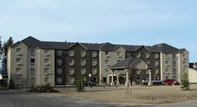 Tumbler Ridge Inn & Suites - Tumbler Ridge, Canada - 
