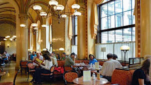 Cafe Central