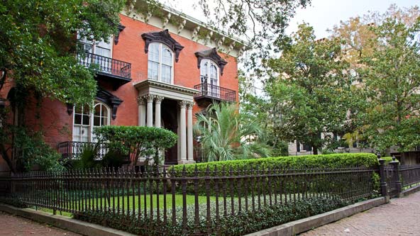 Mercer-Williams house in Savannah, Georgia(Midnight in the Garden of Good and Evil)