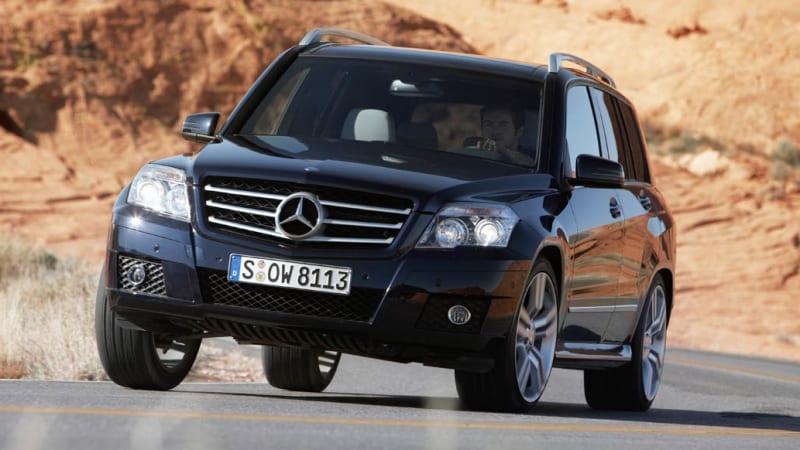 Mercedes recalls 126k C-, GLK-Class models for airbag system flaw