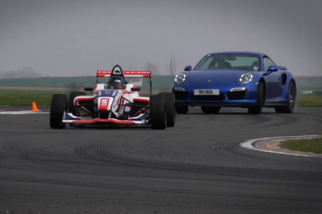 Autocar Porsche versus Formula 4