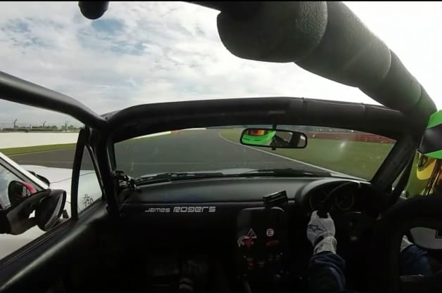 Mazda MX-5 Hand during race