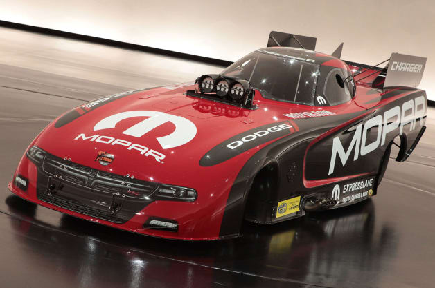 2015-Dodge-Charger-R-T-NHRA-Funny-Car-001