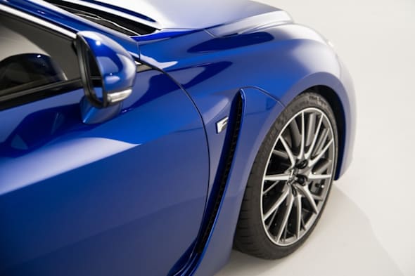 lexus-rc-f-coupe-24-1.jpg