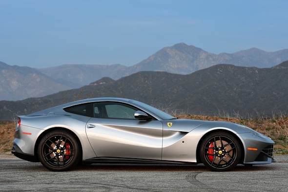 05-2014-ferrari-f12-berlinetta-review-1.jpg