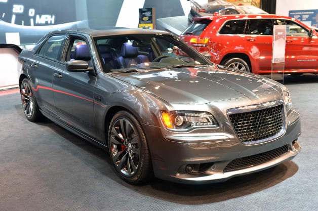 2014 Chrysler 300 SRT