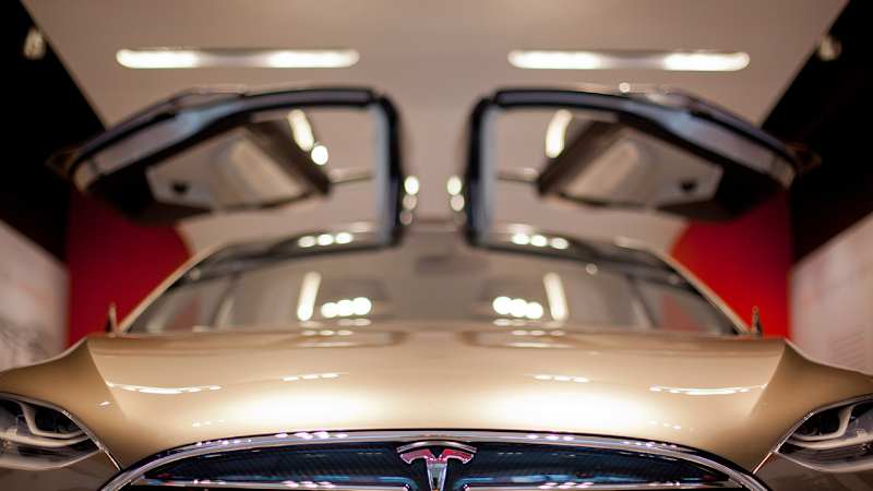 ModelX2.jpg
