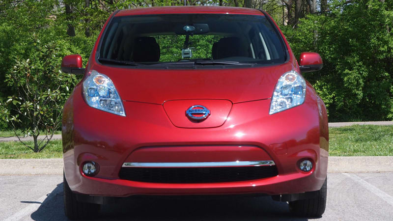 photo of Illinois pulls plug on state-funded rebates for electric vehicles image