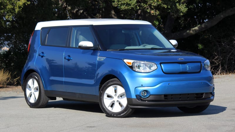 photo of Recharge Wrap-up: Kia Soul EV wins Canadian Green Car of the Year, Proterra logs 1 million miles image
