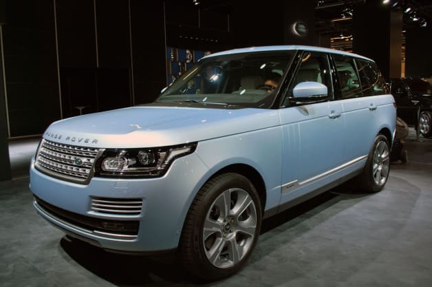 photo of Is Land Rover developing an all-electric Tesla Model X rival? image
