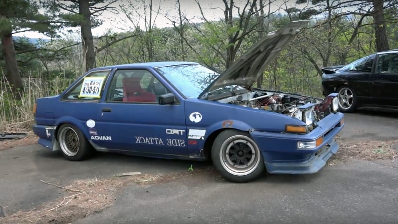 Go drifting in a Toyota AE86 that hasn't been modified since the '90s
