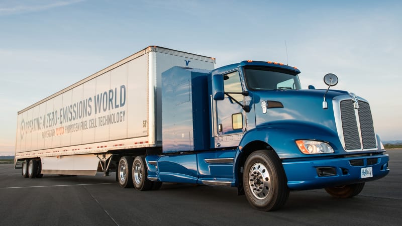 photo of Toyota puts fuel cell trucks to work at Port of Los Angeles image