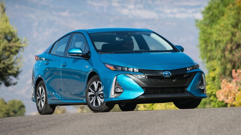 photo of Prius plug-in drivers in Japan can earn real world rewards for electric driving image