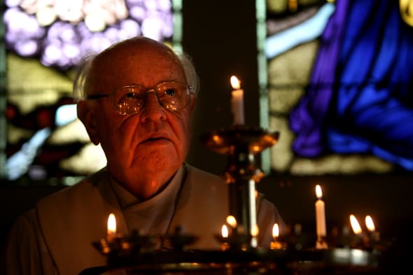 Father Bob Maguire at St Peters and Pauls church. 22nd December 2006. THE AGE