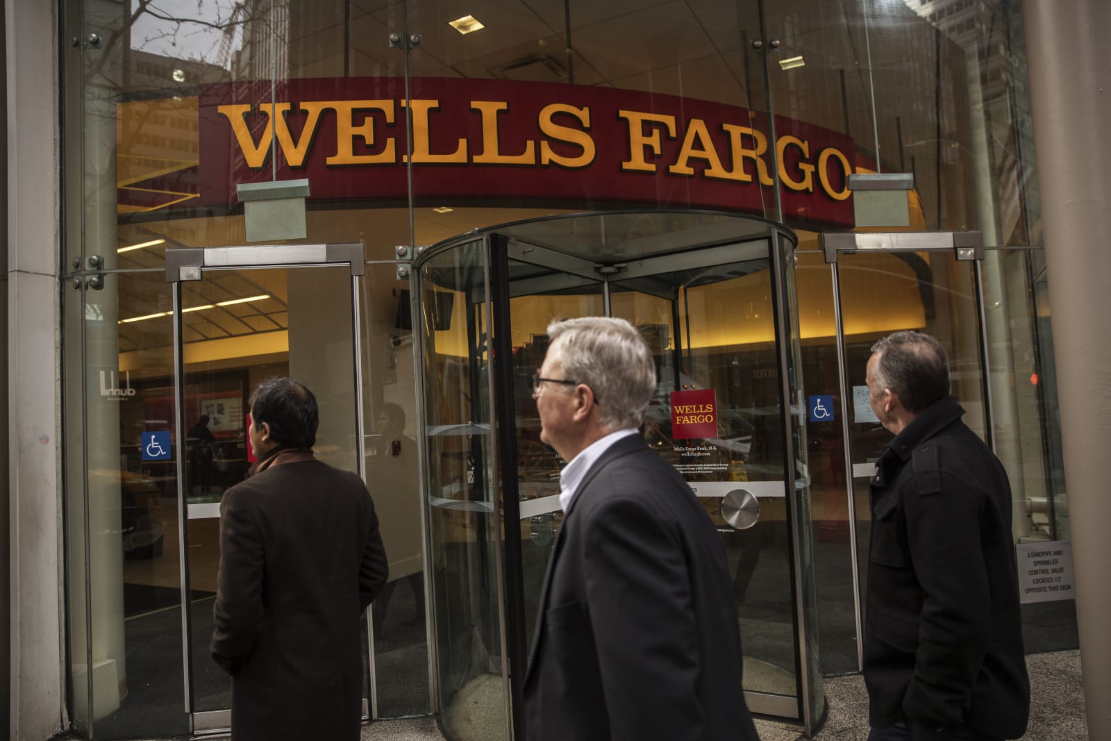 photo of Wells Fargo accidentally leaks 50,000 clients' records image