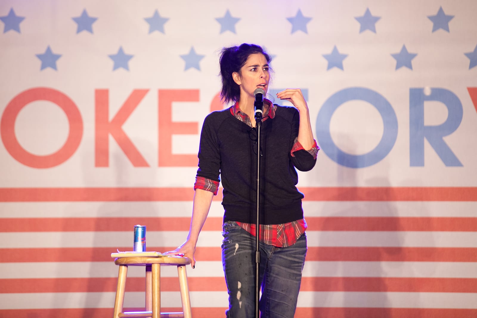 Sarah Silverman is hosting a weekly talk show on Hulu