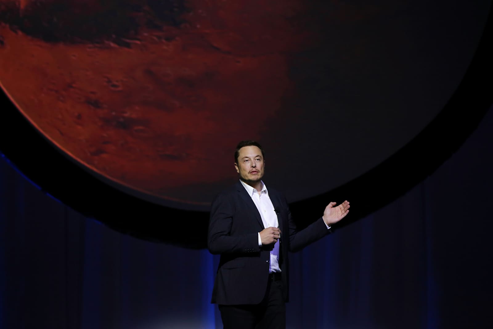 SpaceX settles with underpaid employees for $4 million