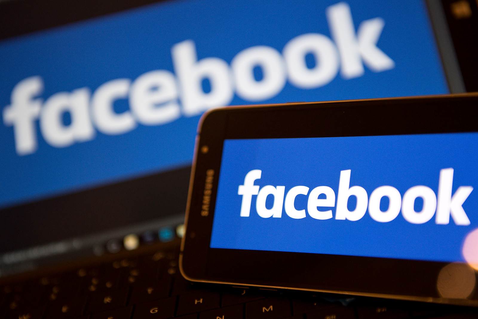 Facebook tests fake news filtering outside of the US