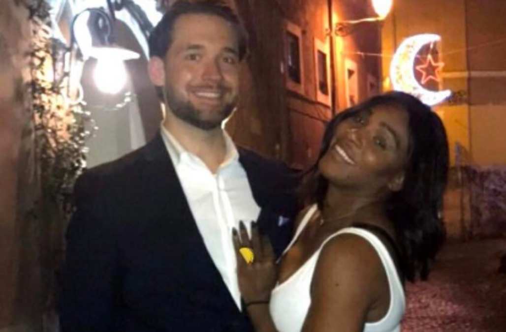 Serena Williams used Reddit to show off her engagement ring with her beau - AOL News
