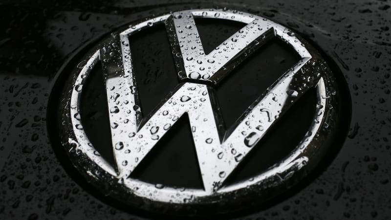 photo of VW suspends sales in South Korea ahead of government meeting image