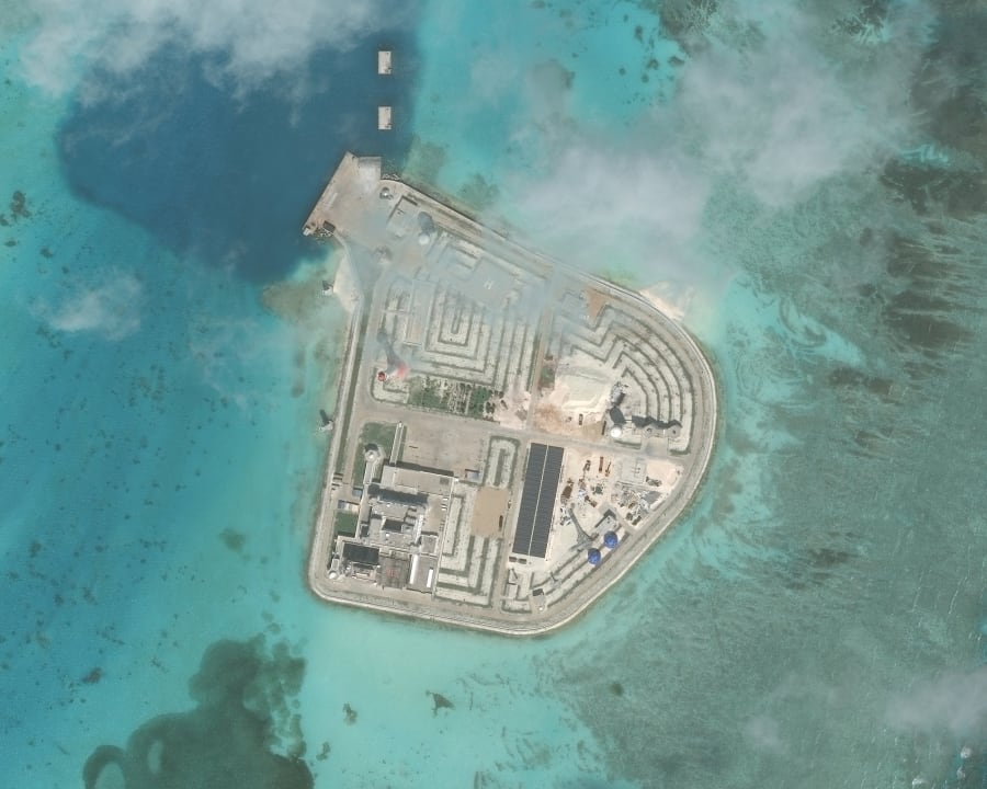 NOV 10, 2016: DigitalGlobe closeup imagery of Johnson South Reef.  It is located in the southwest portion of Union Banks, in the