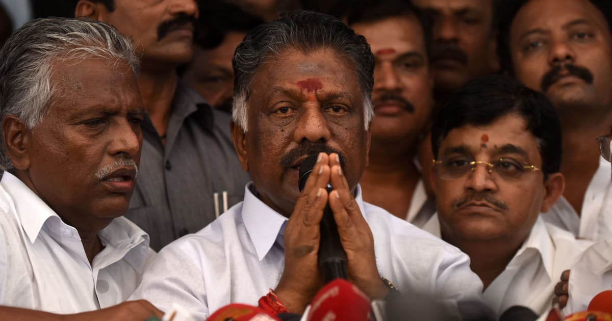Panneerselvam Leads Hunger Strike Demanding Probe Into Jayalalithaa's Death