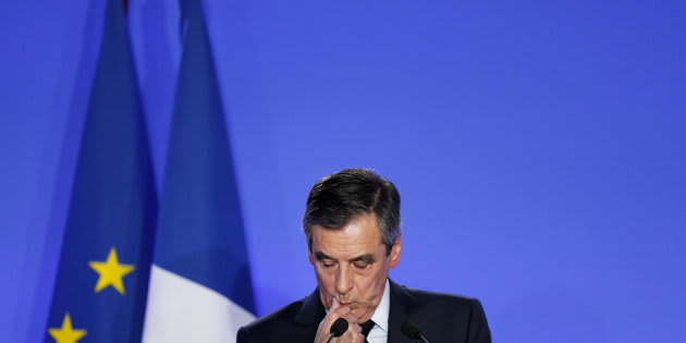 France: François Fillon présente "ses excuses" aux Français