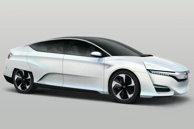 http://www.autoblog.com/2014/11/16/honda-delays-hydrogen-fuel-cell-sedan/