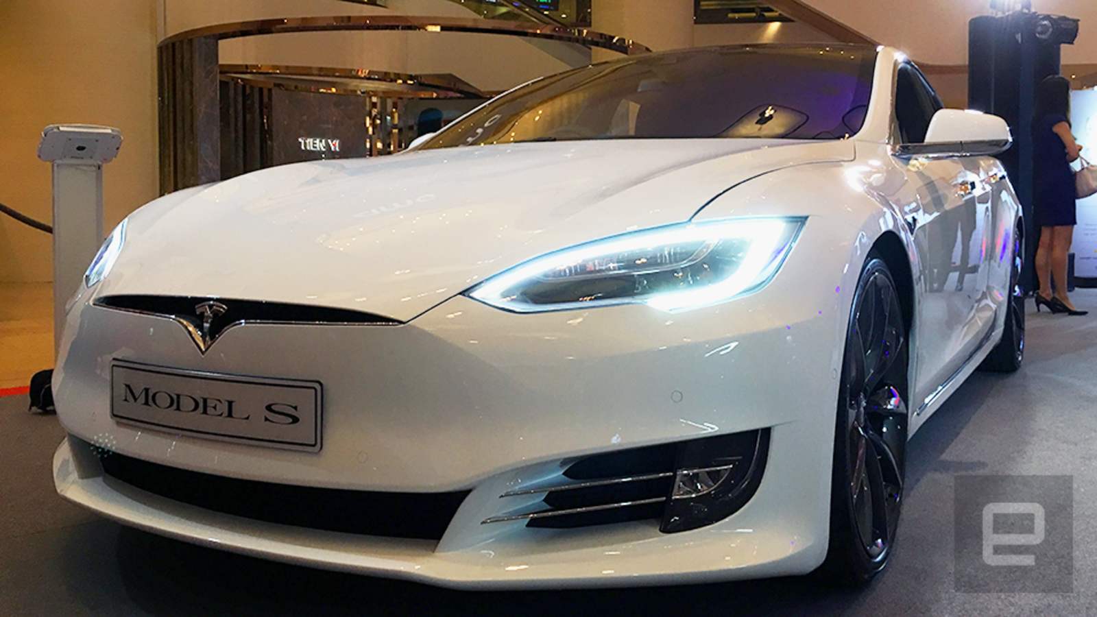 Tesla collects videos from cars to improve its self-driving tech