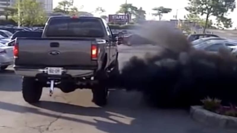 Angry Nissan Leaf Driver may make 'Rolling Coal' illegal in New Jersey