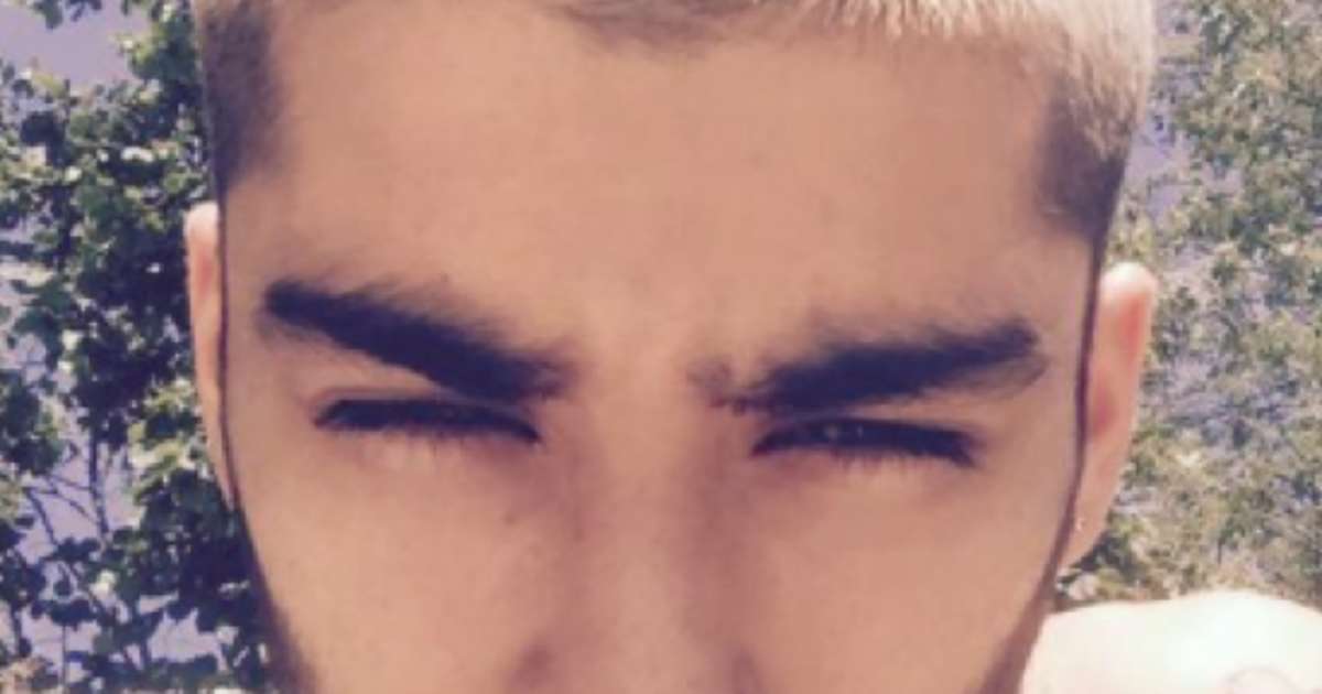 Zayn Malik Gets Deep on Twitter, But What's It All Mean? | Cambio - Cambio (blog)