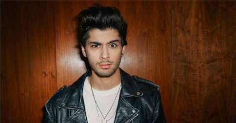 Zayn Malik Nude Pic Leaked After Perrie Edwards' iCloud Hacked? Is It Fake? - Cambio (blog)