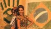  Mega pop stars Beyonce Knowles and Alicia Keys (probably the two most important women currently in Jay-Z's life) joined forces last year on their collaboration 