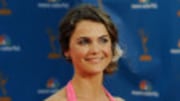  Keri Russell is expanding her family.  The actress, 35, and husband Shane Deary are expecting their second child, her rep confirms to PEOPLE. 
... ...