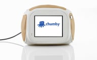 Chumby's smart alarm clock relaunches with 1,000 apps