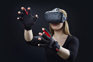 Use your fingers to play in Vive's world with the Manus VR glove