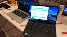 動画：銀色ボディに赤ポッチ、ThinkPad X1 Carbonレビュー。狭額縁14インチ画面でバッテリー1.5倍長持ち