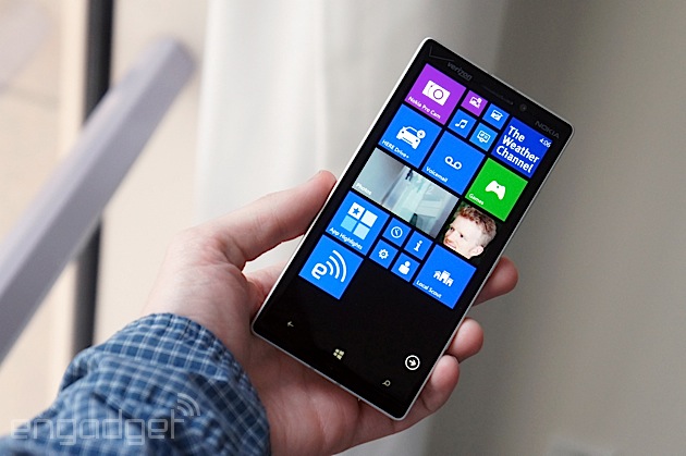 Nokia Lumia Icon coming to Verizon February 20th for $200 (hands-on)