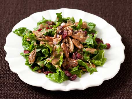 Fresh Spinach Salad with Dried Cranberries and Pecans