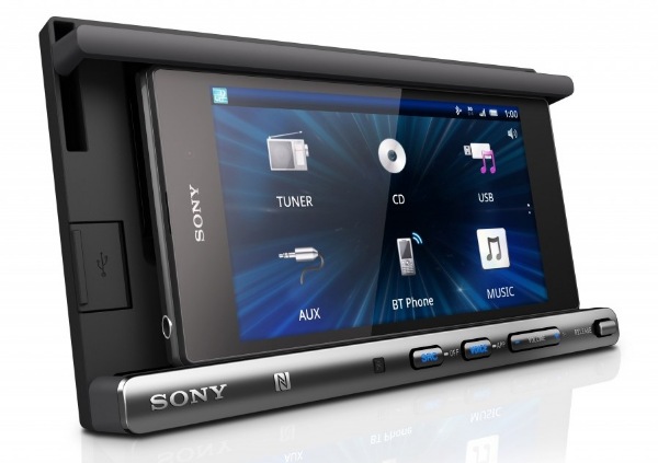 Sony convierte tu teléfono (cualquier teléfono) en el centro multimedia de tu automóvil