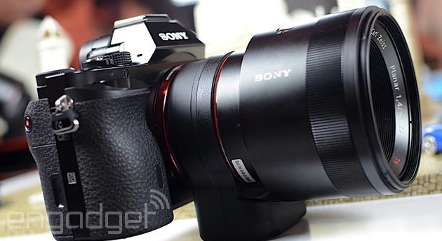 Sony's upcoming Alpha 7 and 7R updates will speed up your photo shoots